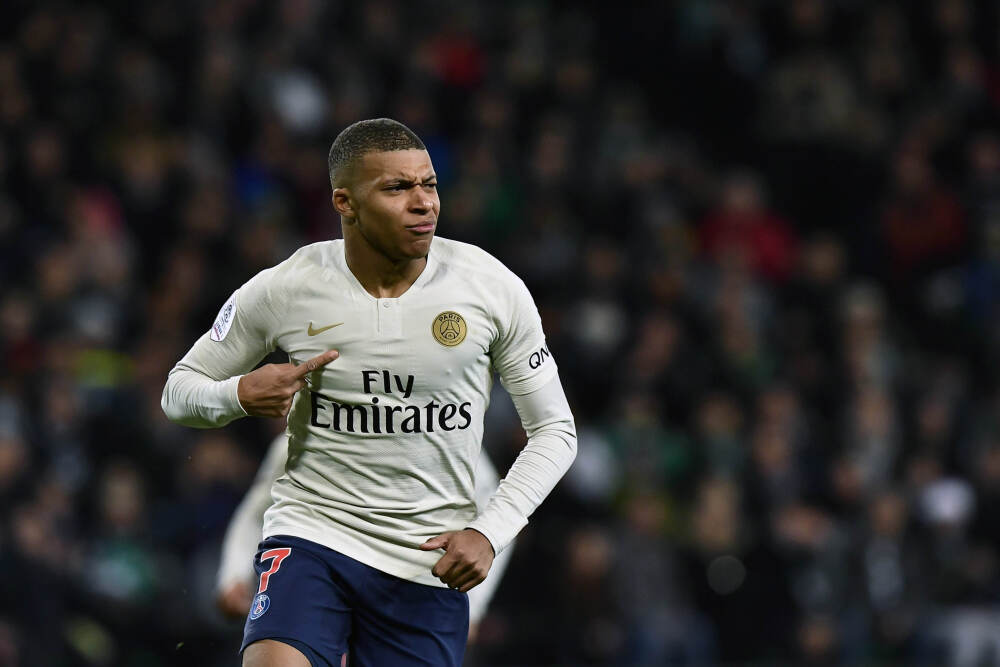 Stein：若字母哥能打70场并在季后赛保持健康 没人想碰雄鹿